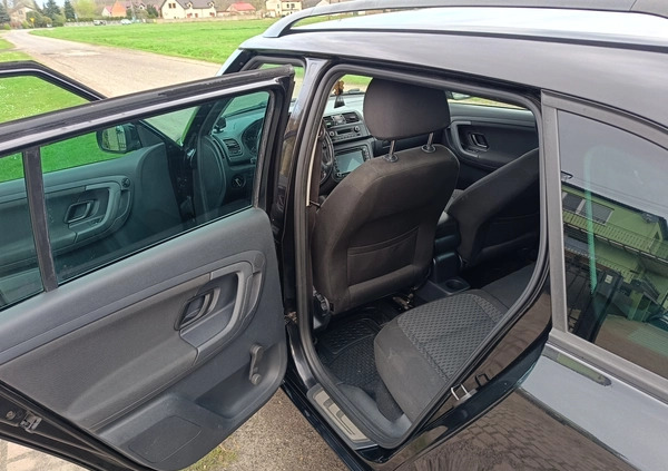 Skoda Fabia cena 13700 przebieg: 333353, rok produkcji 2010 z Nowa Sarzyna małe 106